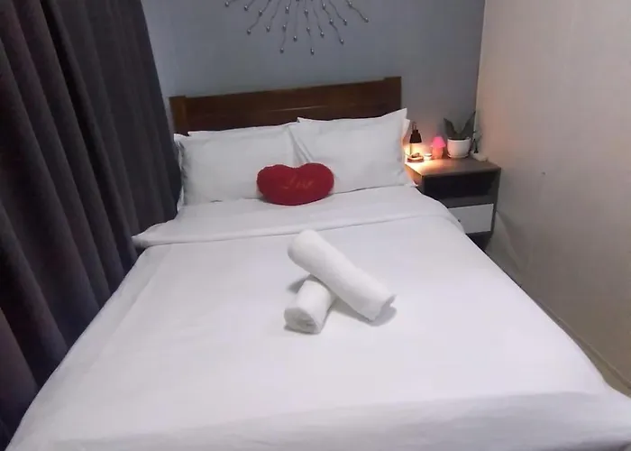 Apartment Cozy At Shore Residences Moa Complex
